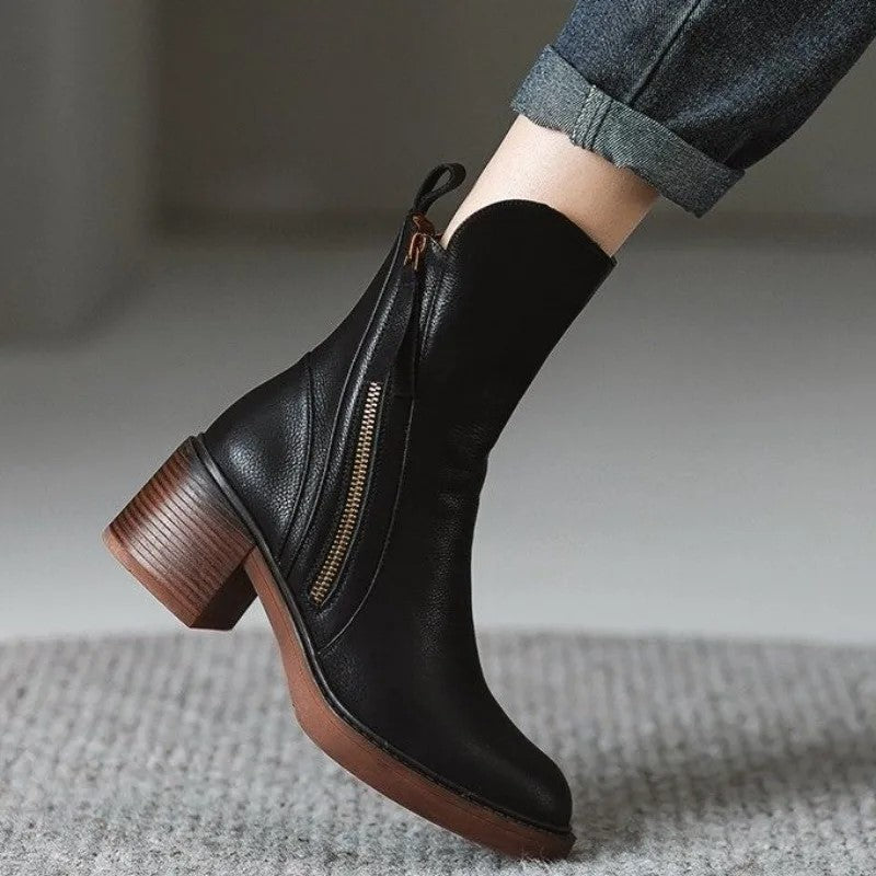 Kaelorie - Soft-Touch Ankle Boots