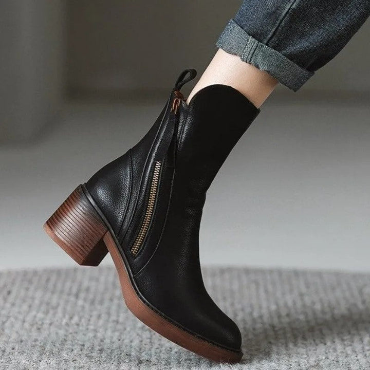 Kaelorie - Soft-Touch Ankle Boots