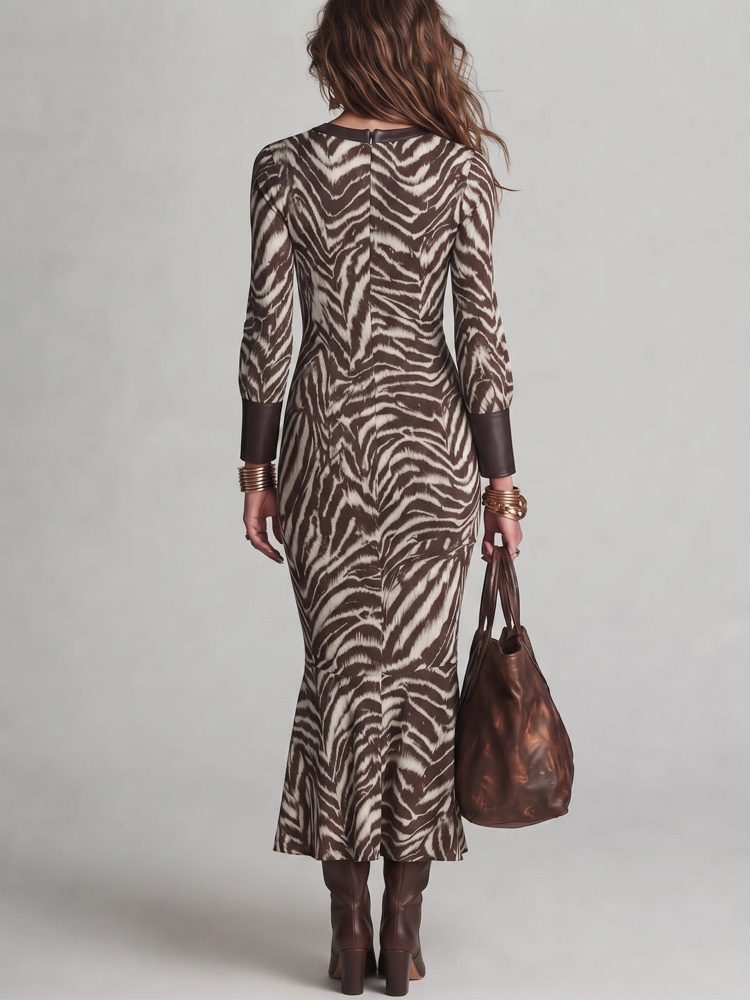 Alavine - Sculpted Sheath Dress